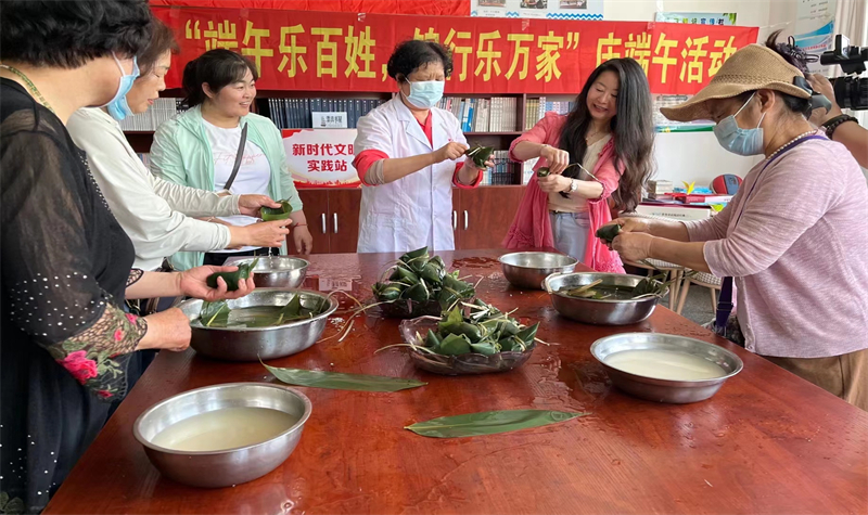 青岛最新半天做饭大姐,时代中的温暖砥柱