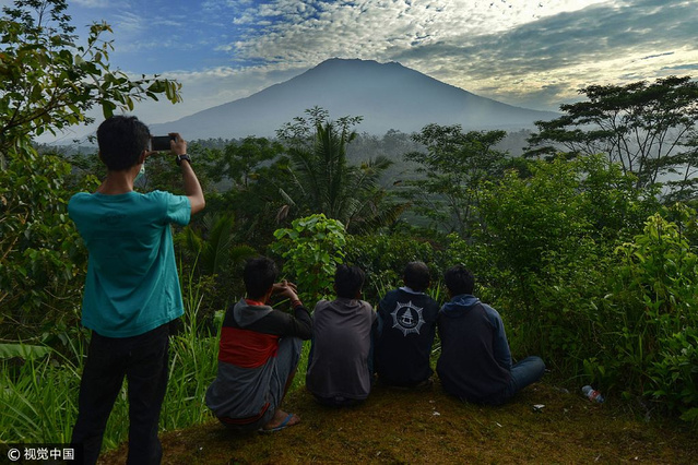 阿贡火山最新动态下的温馨日常