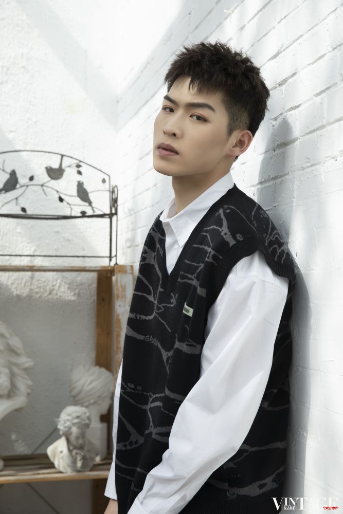 最新的爆笑电影,带你领略喜剧的魅力