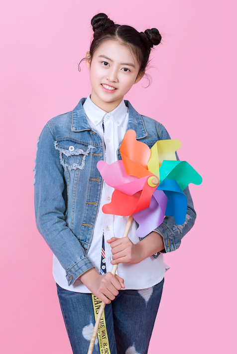 小演员徐源,星光璀璨之路,自信与成就感的旅程